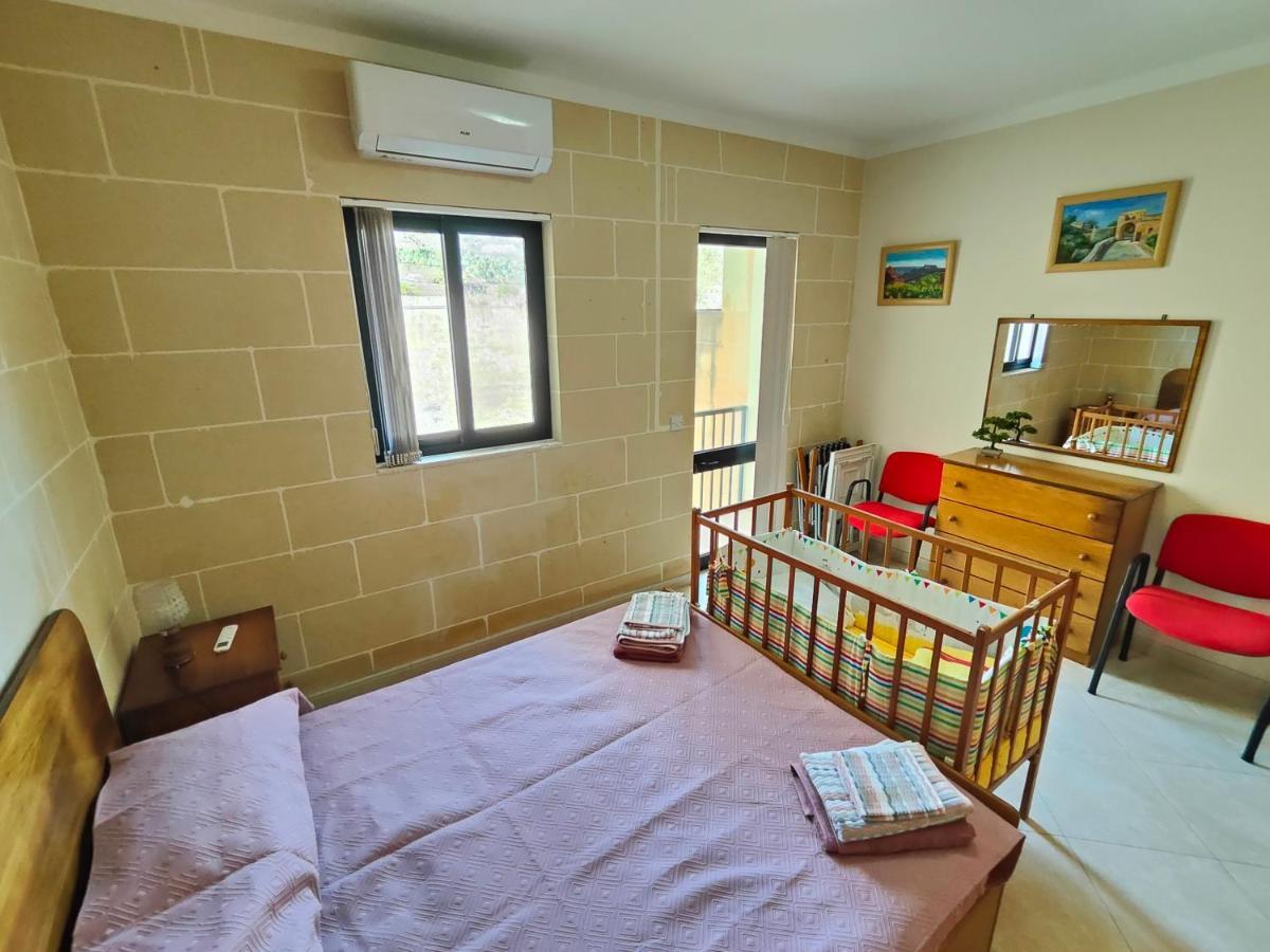 Seaview Apartment Zebbug  Bagian luar foto